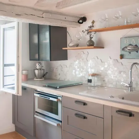 Cosy Studio With Mezzanine In Paris! *