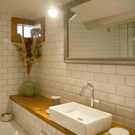 Cosy Studio With Mezzanine In Paris! Apartment *